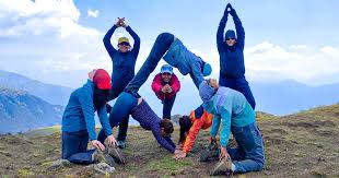 Himalayan mountain trekking trail